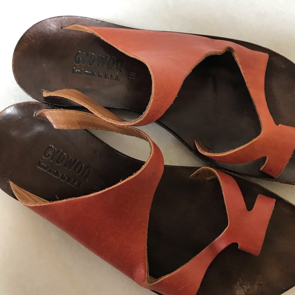Cydwoq sandal